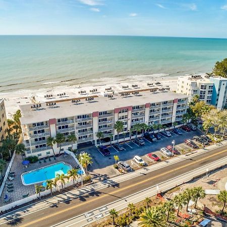 Beach Oasis - No Storm Damage & Guest Ready! Come Enjoy The Heated Pool & Relax At The Beach! Clearwater Beach Eksteriør billede