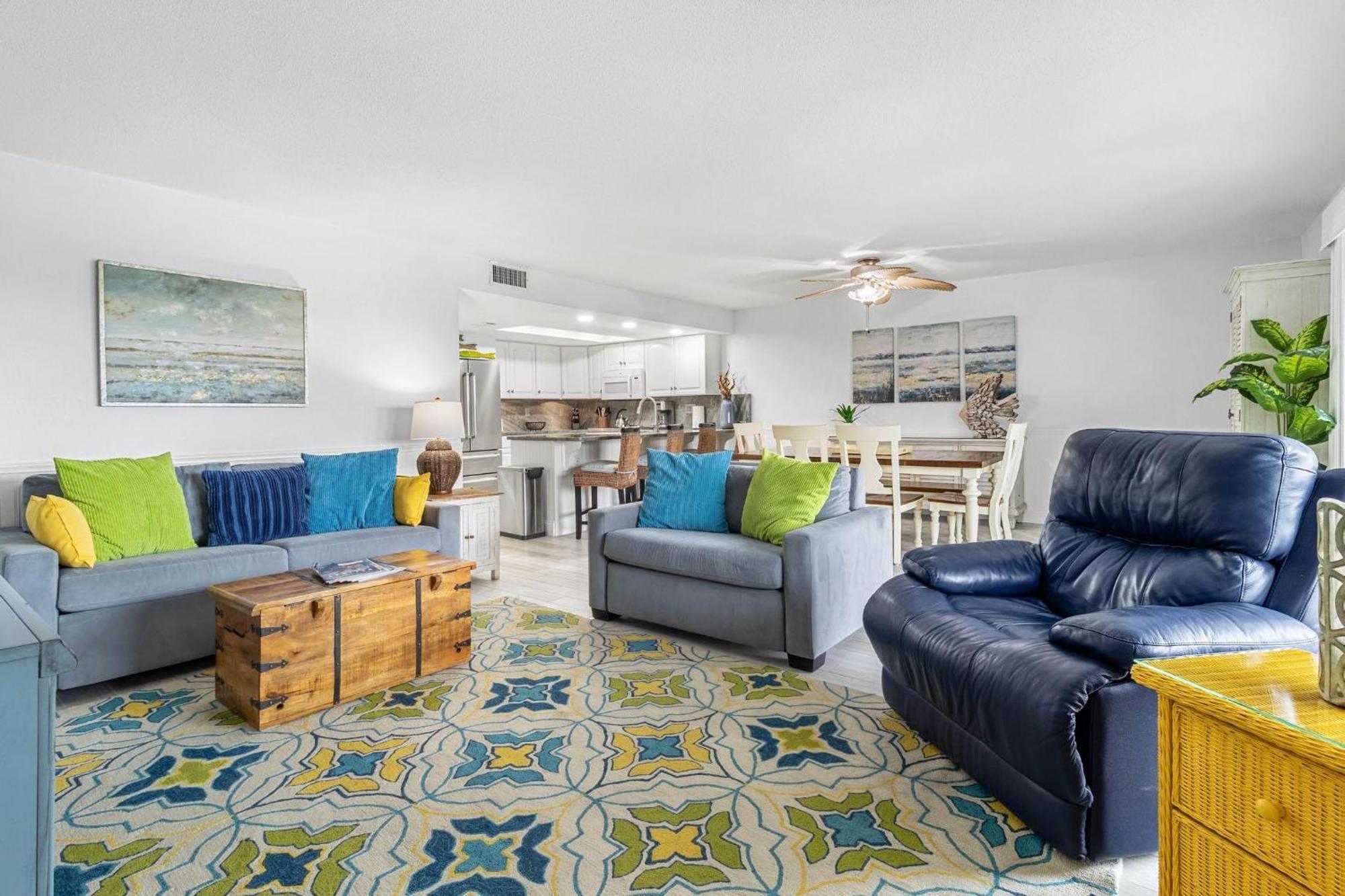 Beach Oasis - No Storm Damage & Guest Ready! Come Enjoy The Heated Pool & Relax At The Beach! Clearwater Beach Eksteriør billede