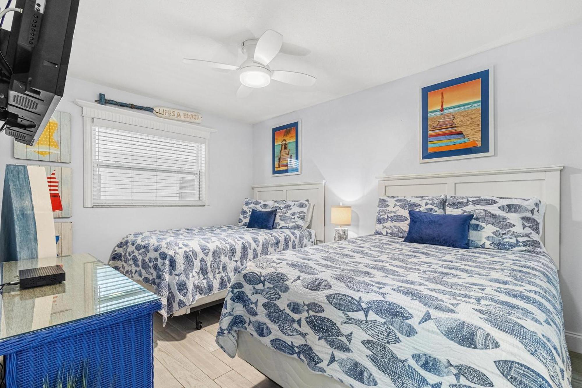 Beach Oasis - No Storm Damage & Guest Ready! Come Enjoy The Heated Pool & Relax At The Beach! Clearwater Beach Eksteriør billede