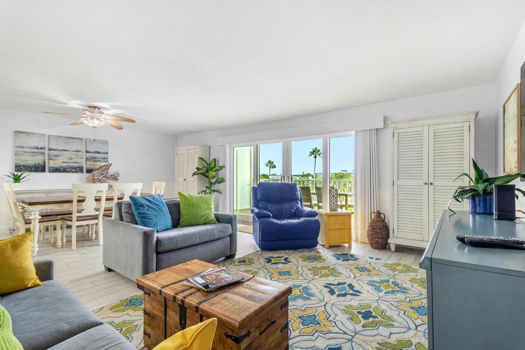 Beach Oasis - No Storm Damage & Guest Ready! Come Enjoy The Heated Pool & Relax At The Beach! Clearwater Beach Eksteriør billede